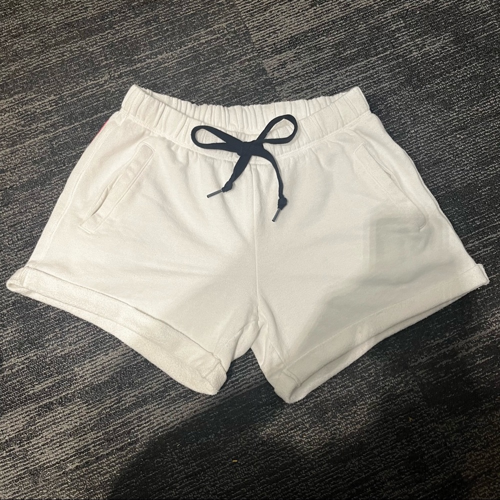 🔥 PINK Shorts